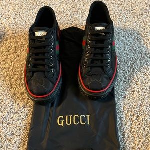 MEN💙 Gucci Tennis Sneakers